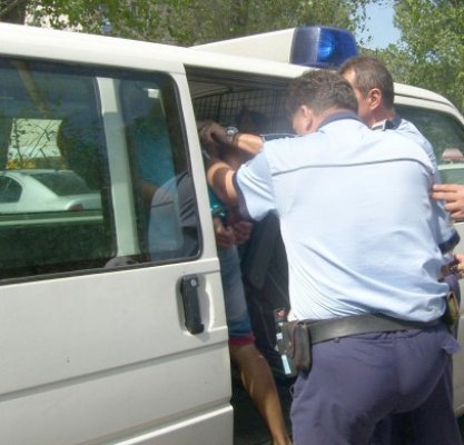 Depistat de poliţiştii Secţiei 4 cu bunurile sustrase în portbagaj
